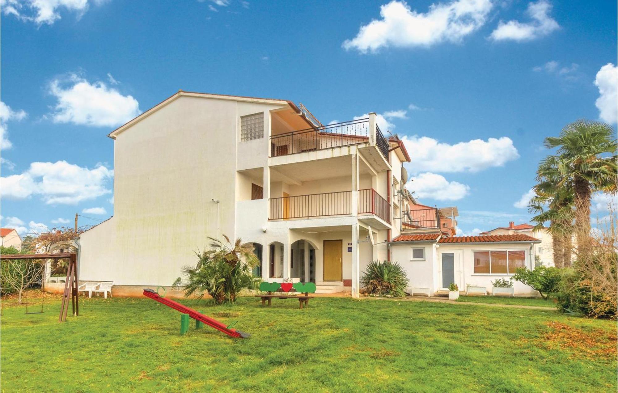 Lovely Apartment In Fazana With House Sea View المظهر الخارجي الصورة